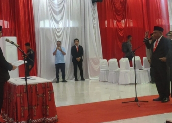 Frets James Boray Resmi Jabat PJ.Sekda Papua Tengah