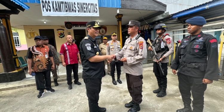 Jelang Pilkada, Pemprov Papua Tengah, Pemda Nabire, Dan TNI-Polri Lauching 8 Pos Kamtibmas