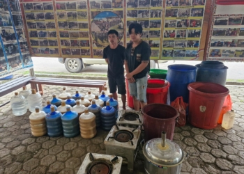 Polres Jayawijaya Polda Papua Sita Ribuan Liter Miras Lokal di Wamena