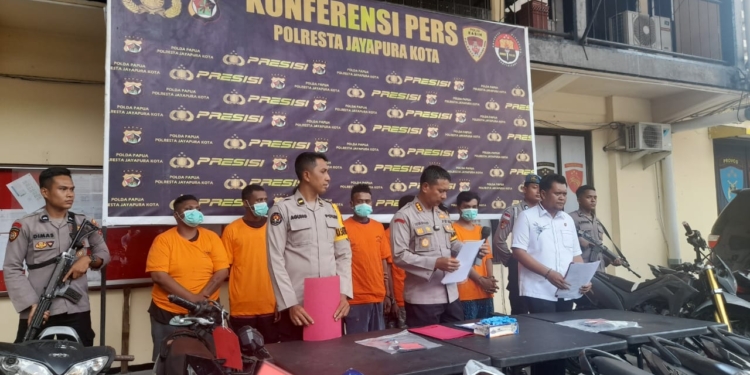 Dari Ops Sikat Cartenz 2024, Polisi Amankan 10 Orang dan Puluhan Barang Bukti, Ini Penjelasannya.
