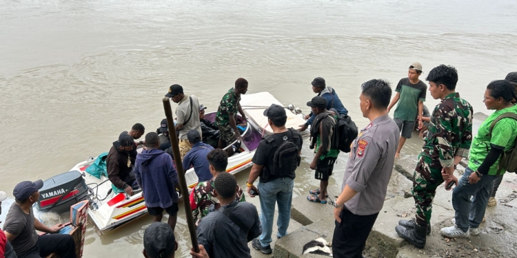 Polres Yahukimo Polda Papua Kawal Distribusi Logistik Pilkada Ke Distrik