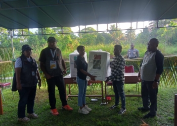 Kapolsek Perbatasan Nyatakan Logistik Pemilu Telah Tiba Dengan Aman di Kampung Mosso, Kota Jpr