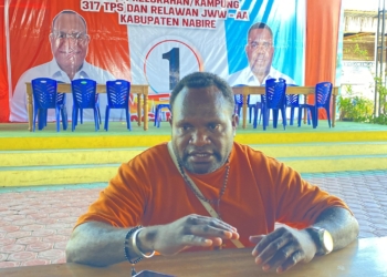 Vidio Pukul Warga Viral, Cabup Nabire 01 Minta maaf, “Tidak Ada Maksud Menyerang Apalagi Memukul