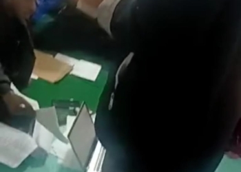 Vidio Viral Anggota PPD Tigi Timur Larang Staf KPU Masuk Saat Rekapitulasi, ini Penjelasan Ketua KPU Deiyai