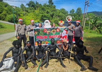 Polresta Jayapura Polda Papua Hadirkan “Polisi Santa” di Tengah Masyarakat Kota