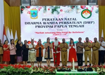 Perdana, DWP Provinsi Papua Tengah Rayakan Ibadah Natal, Ini Pesan Sekda