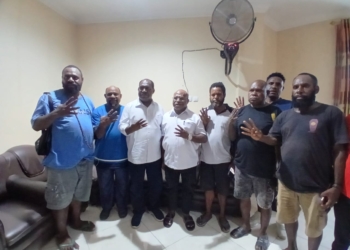 Paslon Wandik – Giay Bakal Ajukan Gugatan ke Mahkamah Konstitusi