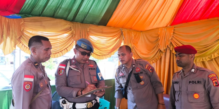 Propam Polresta Wilkum Polda Papua Lakukan Monitoring Ke Pos Ops Lilin Cartenz 2024 di Jayapura