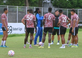Atas Pengalamannya Bersama Persipura Jayapura, Bio Paulin Pierre Resmi Gabung Bersama PSBS Biak