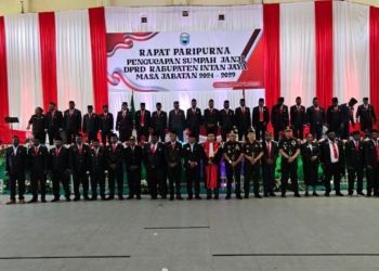 Tokk, Anggota DPRD Kabupaten Intan Jaya Periode 2024-2029 Resmi Dilantik