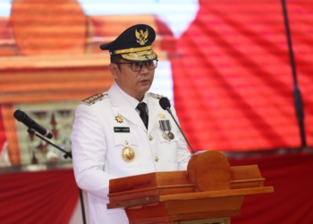 Di Lantik PJ Gub Anwar Damanik, Yonathan Demme Tangdilintin Resmi Jabat PJ Bupati Mimika
