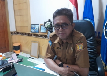 Di SMAN 4 Jayapura, Penerima Bosda 510 Siswa OAP, Ini Program Luar Biasa Pemerintah Daerah Kota, Kata Anton Djoko Martono