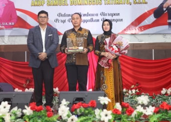Pisah Sambut Kapolres Nabire, PJ Gub Anwar Damanik Apresiasi Kinerja Dan Dedikasi Mantan Kapolres Wahyudi Bintoro