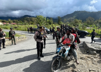 Patroli Gabungan TNI-Polri di Puncak Jaya, Maksimalkan Keamanan,Demi Memberikan Kenyamanan Kepada Warga