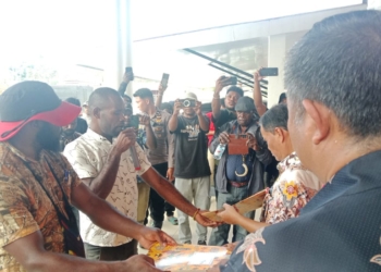 Tolak Hasil DPRK, Intelektual Puncak Datangi Kantor Gubernur Papua Tengah, Ini 8 Poin Pernyataan Sikap