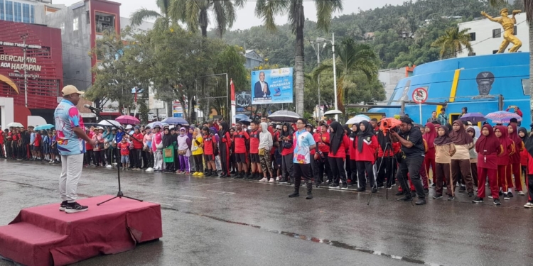 Pencanangan HUT Kota ke 115 Tahun di Barengi Pemeriksaan Kesehatan Gratis di Taman Imbi