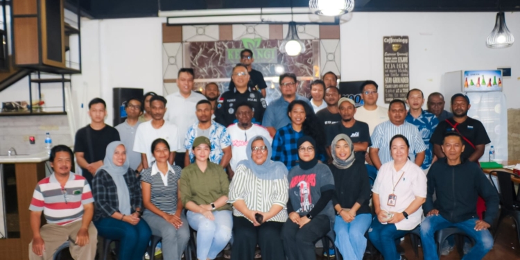 Eratkan Kebersamaan, Satgas Humas Ops Damai Cartenz 2025 Silaturahmi Bersama Insan Pers Jayapura
