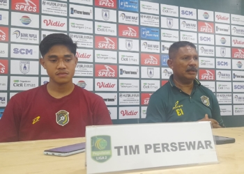 Al Hakim Kiper Persewar di Mata Pelatih Persewar Eduard Ivakdalam