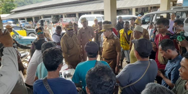ABR HARUS Bakal Benahi Terminal Penumpang di Pasar Youtefa Dalam Kurun Waktu 100 Hari Kerja