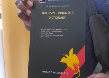 Natalis D.Kudiai, S.Hi, Terbitkan Kamus Bahasa Tok Pisin PNG-Indo Dictionary, Ini Tujuan Penulisan