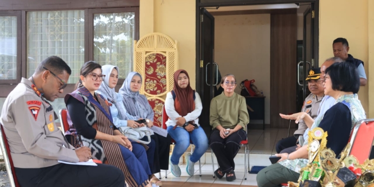 Kapolda Papua Dampingi Badan Gizi Nasional Cek Dapur Sehat Untuk Dukung Program MBG di Papua