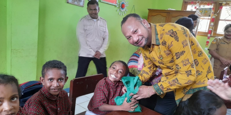 Ketua DPR Kota Jayapura Sambut Baik Kegiatan Makan Bergizi Gratis