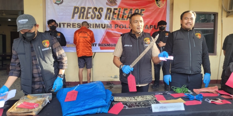 Dir Reskrimum Polda Papua Gelar Press Confrance Kasus Pembakaran 11 Petak Rumah Kontrakan