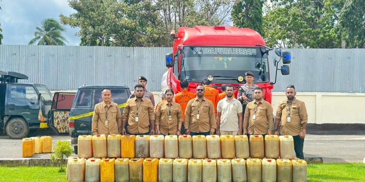 1 Mobil Tangki BBM 10 Ribu Liter dan 4 Orang di Tangkap, Akibat Penyalagunaan BBM Bersubsidi
