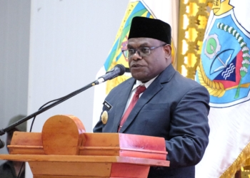 Sah, Gubernur Meki Nawipa Resmi Lantik Bupati Mimika Dan Bupati Puncak Di Nabire