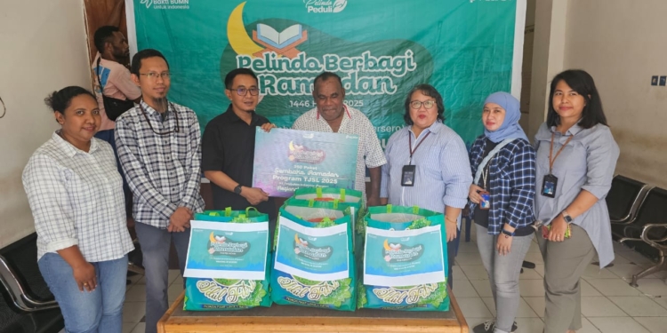  Pelindo Regional 4 Jayapura Berbagi  Dengan Anak Yatim, Juga Pembagian Takjil Berbuka dan Paket Sembako, Maknai Bulan Ramadan 2025