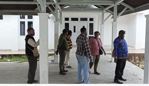 Sidak RSUD Dogiyai, Bupati Dogiyai Yudas Tebai Janji akan Lengkapi Kekurangan Fasilitas Perawatan
