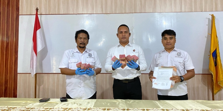 Kasus Korupsi DD Warsa, Tim Tipikor Polres Supiori Kawal Proses pengembalian Kerugian Negara, Ipda Daniel : Proses Hukum Tetap Berjalan