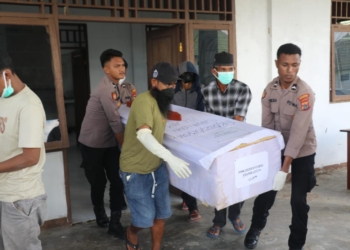 3 Jenazah Korban KKB Diserahkan kepada Keluarga, Dimakamkan di Dekai karena Pertimbangan Medis