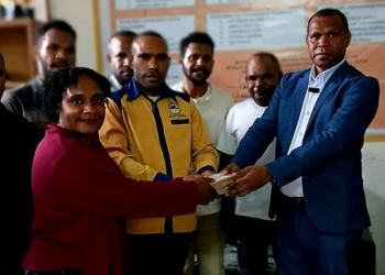 Dukung Regenerasi Pegubin, Yohanes Sitokdana Serahkan Dana Rp40 Juta untuk IMPPETANG