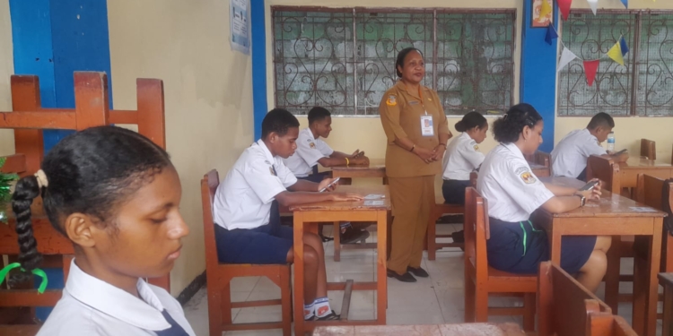 Kepsek : UAS Bagi 390 Siswa Kls 9 Di SMPN 2, Berjalan Sukses Atas Dukungan Orangtua