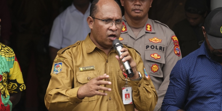 Sayangkan Aksi Ancaman Pendemo, Staf Ahli II Papua Tengah : Pemerintah Siap Proses Hukum Penyebar Hoax