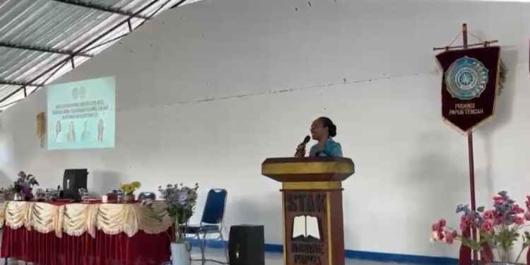 PKK Papua Tengah Gelar Sosialisasi Peran Wanita Dan Anak Di Era Digital