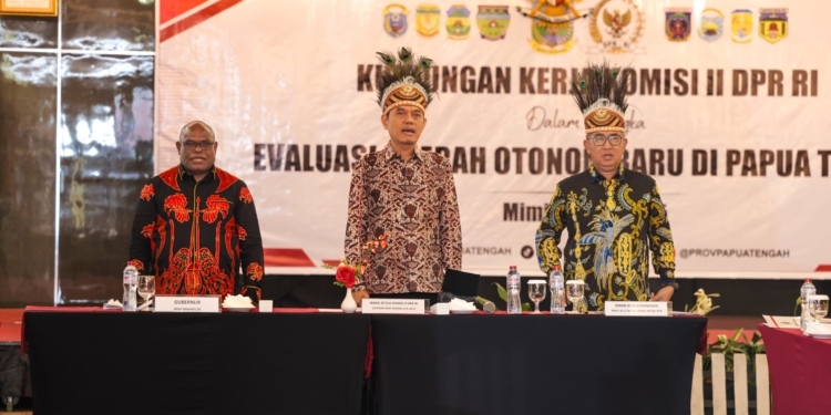 Gubernur Meki Nawipa Beri Apresiasi, Kunker Komisi II DPR RI, Evaluasi DOB di Papua Tengah