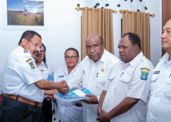Hardiknas, Pelajar dan Mahasiswa Papua Pegunungan Demo Tolak Program Makanan Gratis di Kantor Gubernur