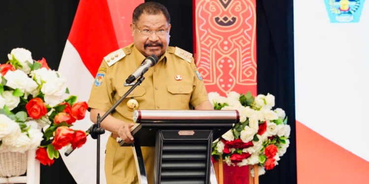 Gubernur Papua Pegunungan Tegaskan Fokus Kerja dan Klarifikasi Soal Bantuan Modal UMKM: “Mari Bekerja, Bukan Berdebat”