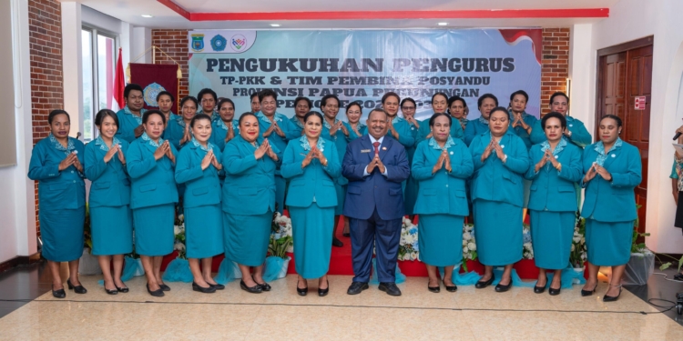 Pengukuhan TP-PKK dan Tim Posyandu Papua Pegunungan 2025-2030 : Pembangunan Manusia Jadi Prioritas