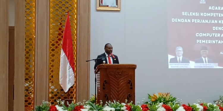 Bupati Paniai Yanpit Nawaipa Resmi Buka Kegiatan Seleksi Kompetensi Pegawai Pemerintah PPPK Tahap II 2024