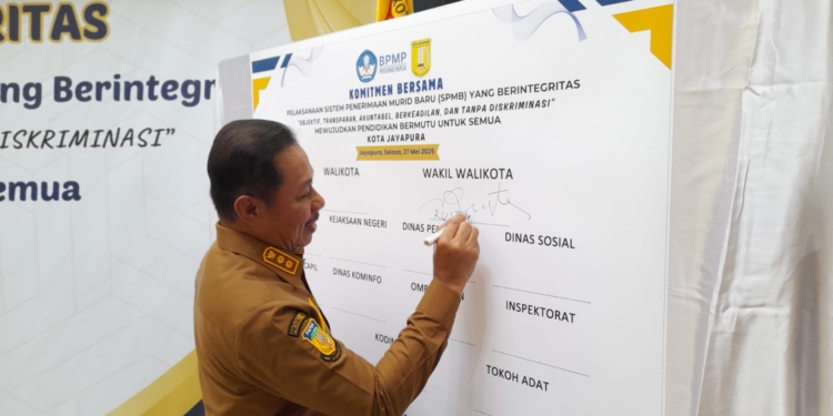 Mengawal Proses SPMB Berintegritas Tahun 2025, BPMP Provinsi Papua Bersama Pemkot Teken Pakta Integritas