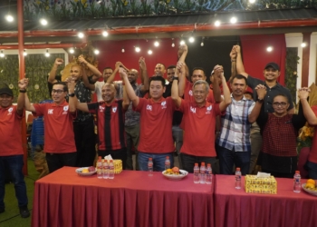 Manajemen Persipura Tetap Percayakan Ricardo Salampessy Melatih Persipura Musim Depan
