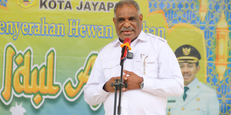 Pemkot Salurkan 31 Ekor Sapi Pada Hari Raya Idul Adha 1446 H/ Tahun 2025