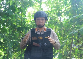 Pasca Gangguan Tembakan, Satgas Ops Damai Cartenz dan TNI Lakukan Penyisiran di Area Bandara Aminggaru, Kab.Puncak
