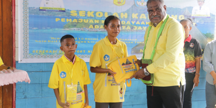 Dilaunching Oleh Wali Kota Jayapura, Sekolah Kampung Hadir di Kayo Batu