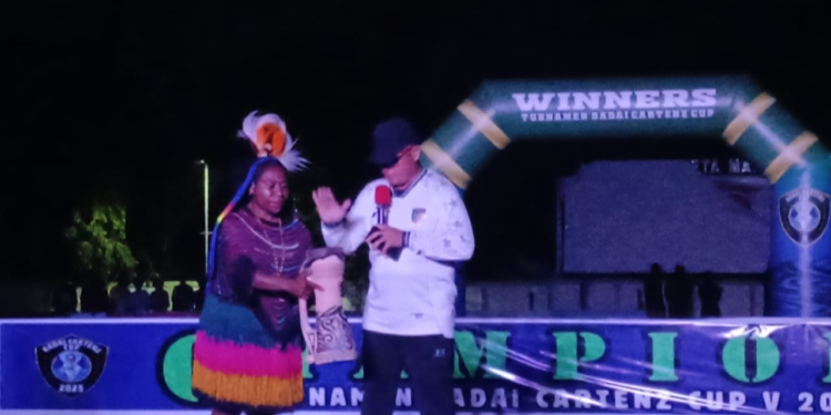 Turnamen Badai Cartenz V 2025 Resmi Ditutup Wakil Bupati Nabire, Partai Final Dinonton Langsung Pelatih Persipura Ricardo Salampessy
