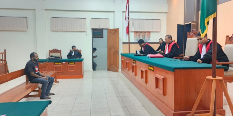 Bawa Kabur 4 Senpi dan Jadi Komandan KKB, Eks Anggota Polisi Aske Mabel Divonis 8 Tahun Penjara 