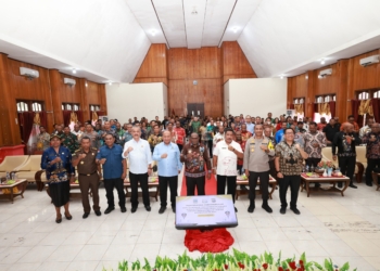 Gubernur Papua Tengah Resmi Buka Kegiatan Sosialisasi Jaga Desa,Tipikor Dan Mitigasi Resiko Kerugian Keuangan Negara